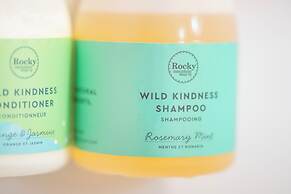 The Lodge at Bow Lake