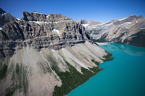 The Lodge at Bow Lake