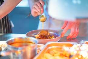 The Lodge at Bow Lake