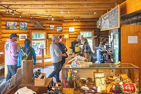 The Lodge at Bow Lake