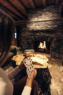 The Lodge at Bow Lake