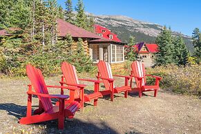 The Lodge at Bow Lake