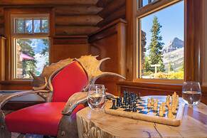 The Lodge at Bow Lake