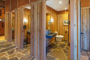 The Lodge at Bow Lake