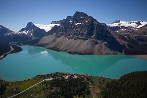 The Lodge at Bow Lake