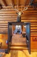 The Lodge at Bow Lake