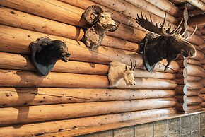 The Lodge at Bow Lake