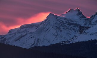 The Lodge at Bow Lake