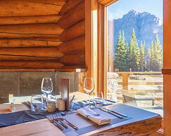 The Lodge at Bow Lake