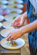 The Lodge at Bow Lake