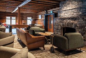 The Lodge at Bow Lake