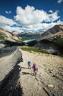 The Lodge at Bow Lake