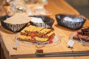 The Lodge at Bow Lake