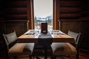 The Lodge at Bow Lake