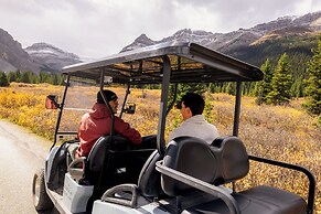 The Lodge at Bow Lake
