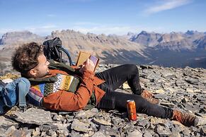 The Lodge at Bow Lake
