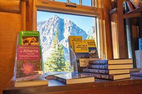 The Lodge at Bow Lake