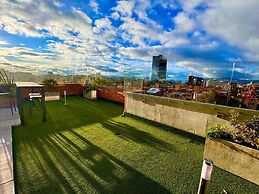 Bright Studio with Balcony 615