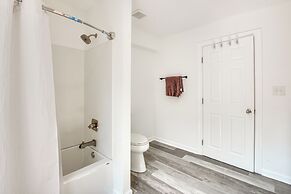 Charming Pittsburgh Home - Walk to Riverfront!