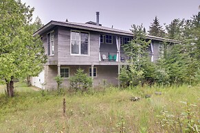 Serene Washington Island Getaway w/ Private Beach!