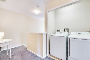 Davenport Retreat w/ Resort Perks, 9 Mi to Disney!