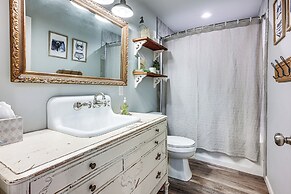 Lakefront Jackson Retreat w/ Boat Dock & Fire Pit!