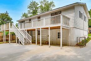 Walk to University of South Alabama: Mobile Apt