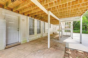 Walkable Mobile Apartment w/ Fenced-in Yard