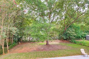 Walkable Mobile Apartment w/ Fenced-in Yard