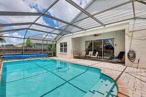 Riverview Home w/ Screened Pool ~ 1 Mi to Marina!