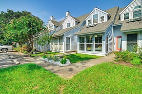 Chic Murrells Inlet Getaway ~ 2 Mi to Marsh Walk!