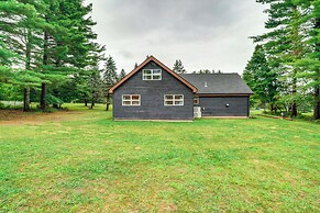 Stylish Catskills Retreat: Year-round Adventure!