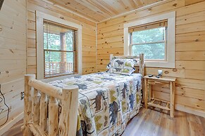 Adams Cabin w/ Game Room & Fire Pit