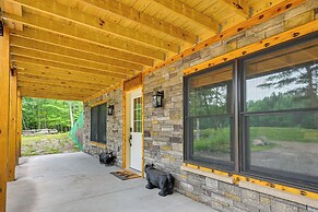 Adams Cabin w/ Game Room & Fire Pit