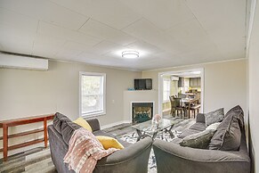 Lake Guntersville Home: 1 Mi to Boat Ramp!