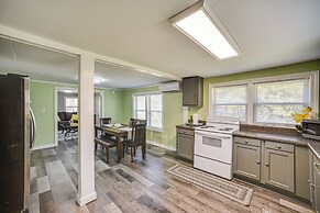 Lake Guntersville Home: 1 Mi to Boat Ramp!