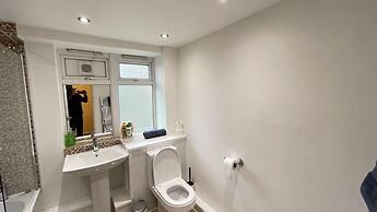 Melville Road Apartment - Birmingham City Centre