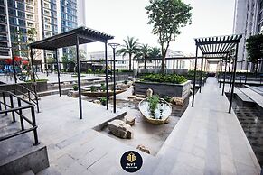 Apartment with residence