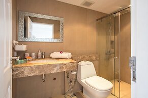 Kata Ocean View 2BR Apartment O910