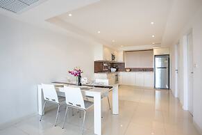 Kata Ocean View 2BR Apartment O910