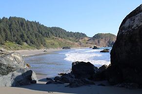 Oceanview Cabin 28 w Jacuzzi Terrific Views