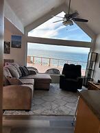 Ocean Front Cabin 16 Jacuzzi Incredible Views