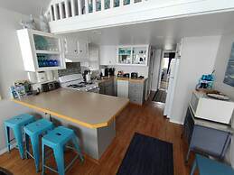 Oceanfront Cabin 6 w Jacuzzi Awe-inspiring View