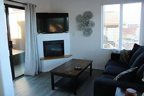 Oceanview Cabin 22 w Jacuzzi Wonderful View