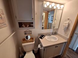 Ocean Front Cabin 14 w Jacuzzi Gorgeous Views