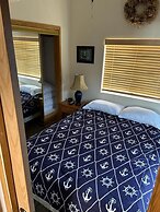 Oceanfront Cabin 3 w Jacuzzi Impressive Views