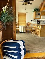 Oceanfront Cabin 3 w Jacuzzi Impressive Views