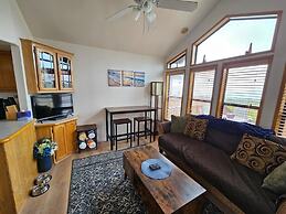 Ocean Front Cabin 1 With Jacuzzi Amazing Views