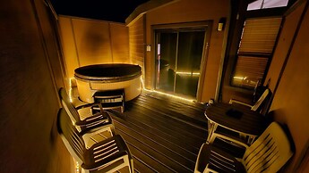 Ocean Front Cabin 1 With Jacuzzi Amazing Views