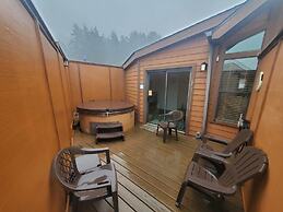 Ocean Front Cabin 1 With Jacuzzi Amazing Views